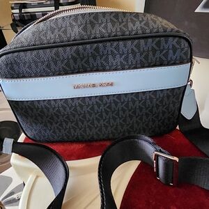 Michael Kors Crossbody/Shoulder Bag
